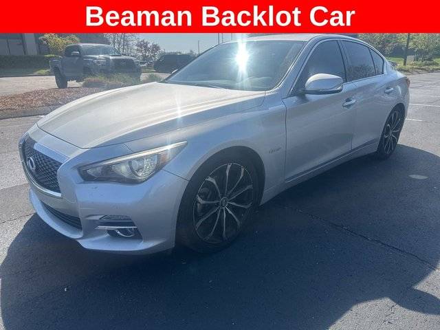 2015 Infiniti Q50 Hybrid Premium RWD photo