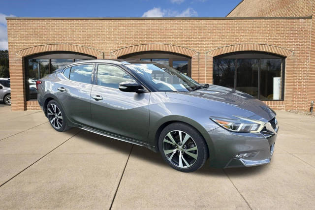 2017 Nissan Maxima SL FWD photo