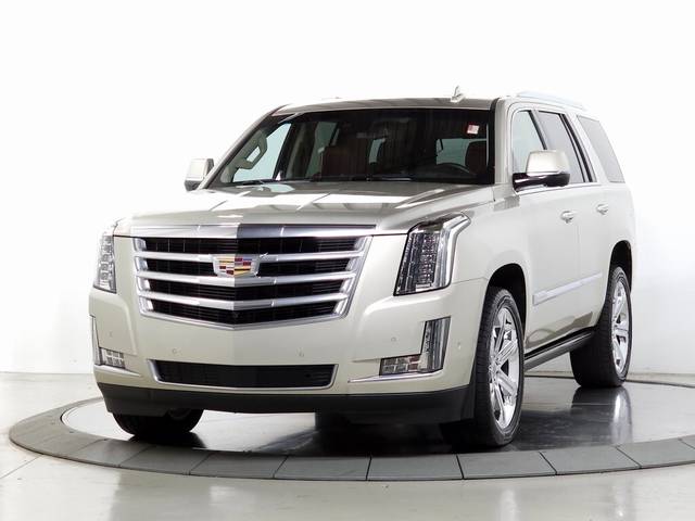 2017 Cadillac Escalade Premium Luxury 4WD photo