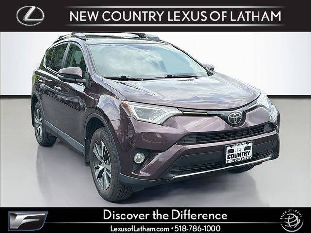 2017 Toyota RAV4 XLE AWD photo