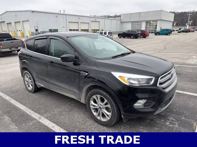 2017 Ford Escape SE 4WD photo