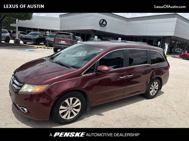 2016 Honda Odyssey SE FWD photo