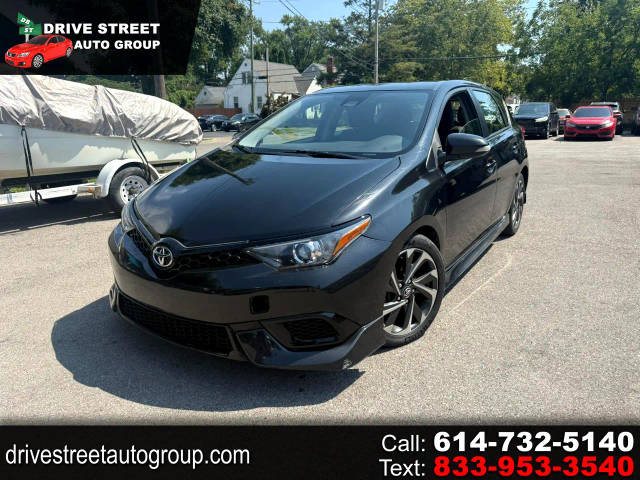 2017 Toyota Corolla iM FWD photo