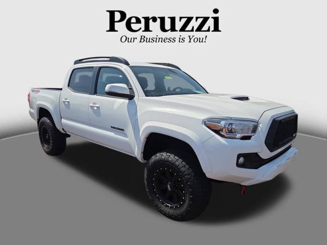 2017 Toyota Tacoma TRD Sport 4WD photo