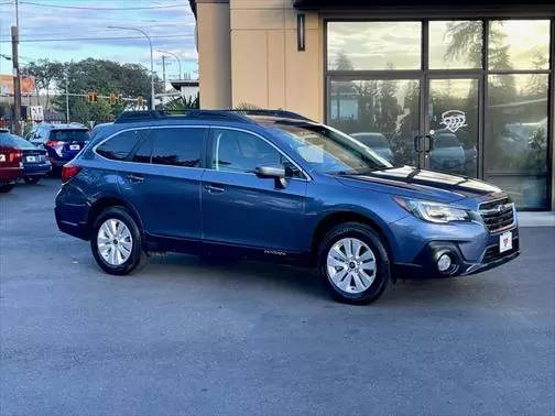 2018 Subaru Outback Premium AWD photo