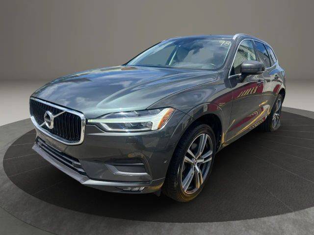 2018 Volvo XC60 Momentum AWD photo