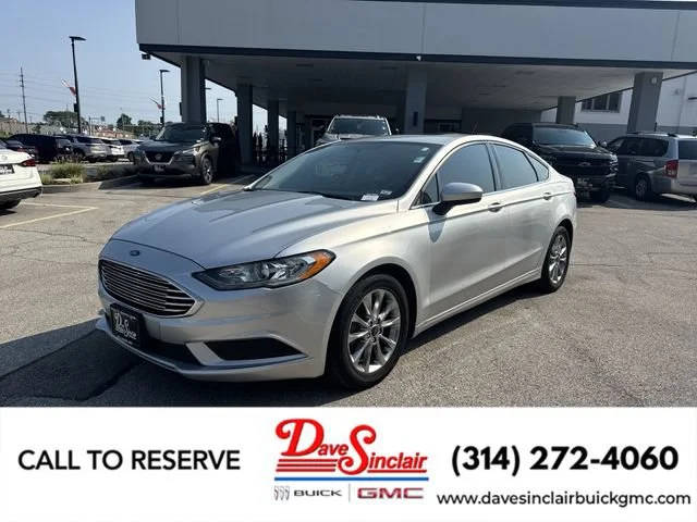 2017 Ford Fusion SE FWD photo