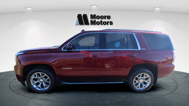 2017 GMC Yukon SLE 4WD photo
