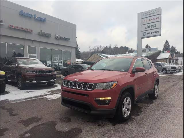 2018 Jeep Compass Latitude 4WD photo