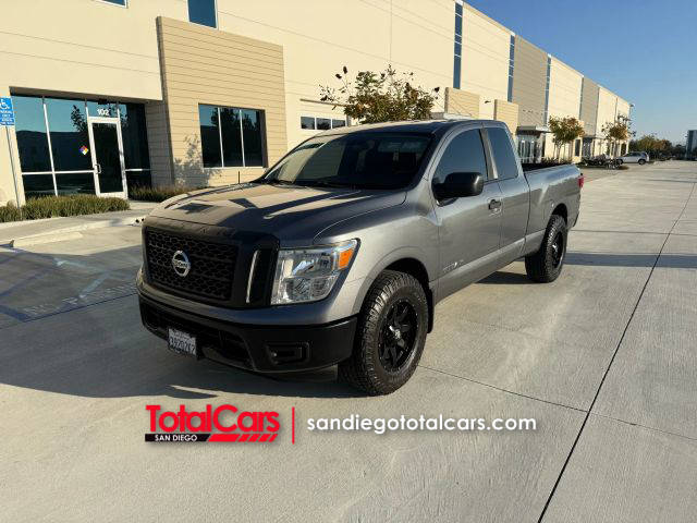 2017 Nissan Titan S RWD photo