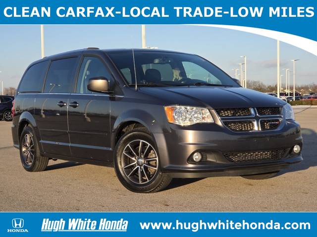 2017 Dodge Grand Caravan SXT FWD photo