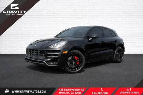 2016 Porsche Macan Turbo AWD photo