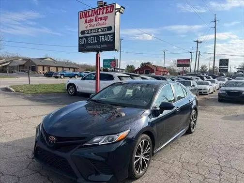 2018 Toyota Camry SE FWD photo