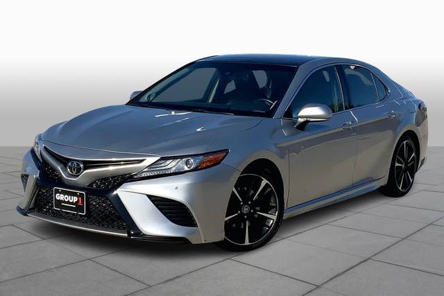 2018 Toyota Camry XSE V6 FWD photo