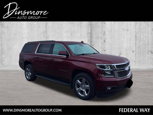 2017 Chevrolet Suburban LT 4WD photo