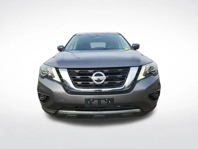 2017 Nissan Pathfinder S FWD photo