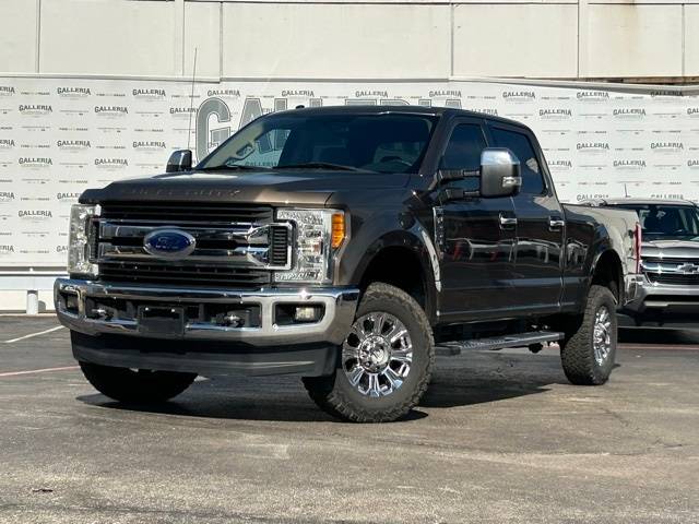 2017 Ford F-250 Super Duty XLT 4WD photo