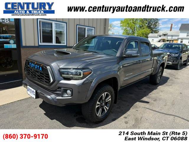 2017 Toyota Tacoma TRD Sport 4WD photo
