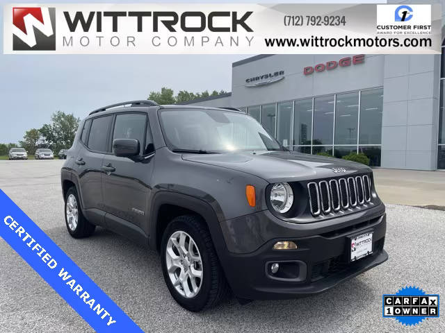 2017 Jeep Renegade Latitude FWD photo