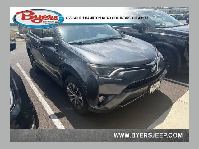 2017 Toyota RAV4 XLE AWD photo