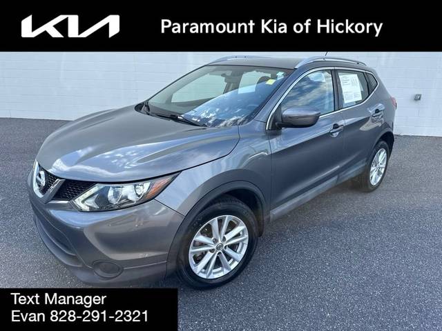 2017 Nissan Rogue Sport SV FWD photo
