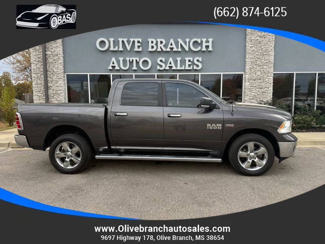 2017 Ram 1500 Big Horn 4WD photo