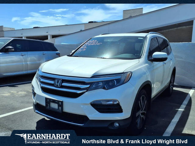2017 Honda Pilot Touring AWD photo