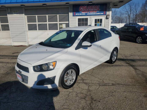 2016 Chevrolet Sonic LT FWD photo