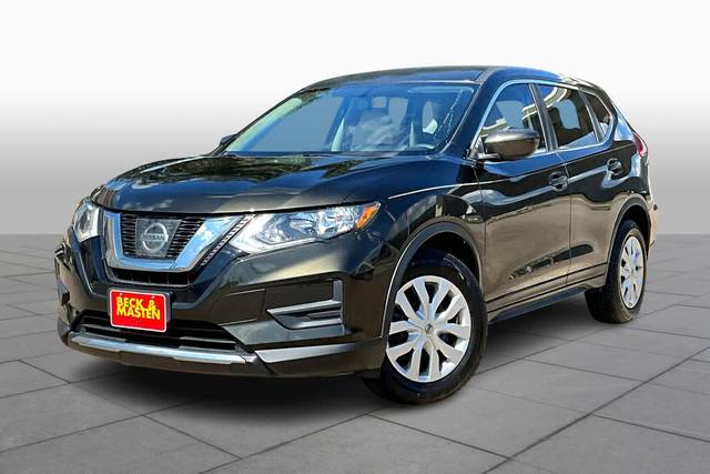 2017 Nissan Rogue S FWD photo