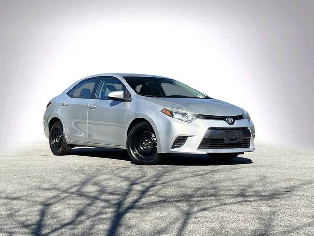 2016 Toyota Corolla LE FWD photo