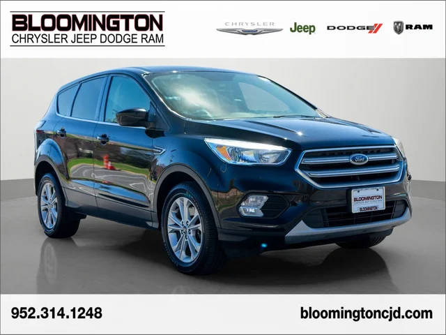2017 Ford Escape SE 4WD photo
