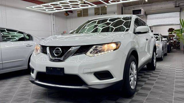 2016 Nissan Rogue S FWD photo