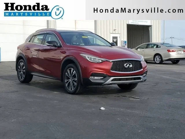 2018 Infiniti QX30 Premium AWD photo