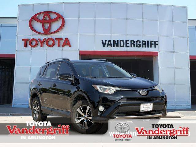 2017 Toyota RAV4 XLE FWD photo