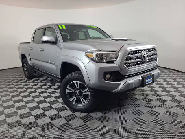 2017 Toyota Tacoma TRD Sport 4WD photo