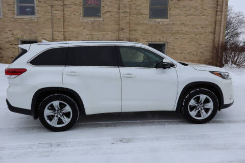 2017 Toyota Highlander Limited AWD photo