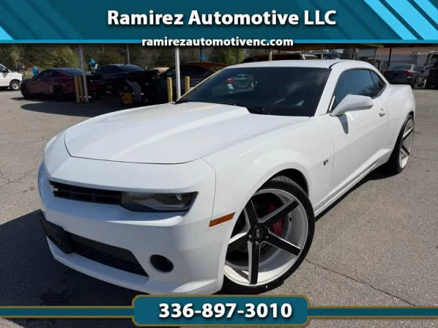 2015 Chevrolet Camaro LT RWD photo