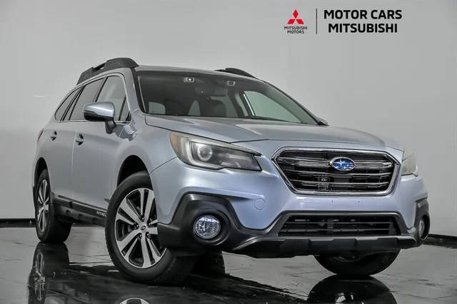 2018 Subaru Outback Limited AWD photo