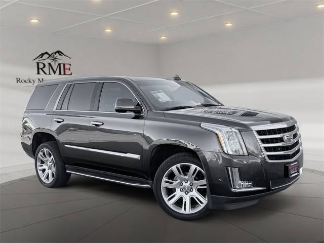 2017 Cadillac Escalade Luxury 4WD photo