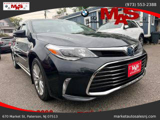 2018 Toyota Avalon Hybrid Limited FWD photo
