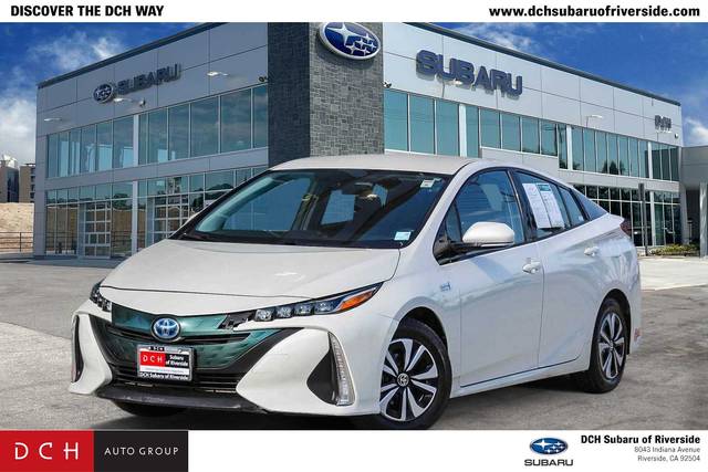 2017 Toyota Prius Prime Plus FWD photo