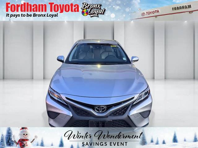 2018 Toyota Camry SE FWD photo
