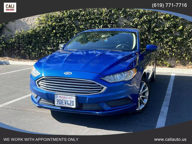 2017 Ford Fusion SE FWD photo