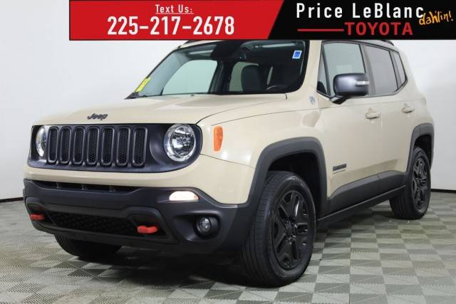 2017 Jeep Renegade Deserthawk 4WD photo