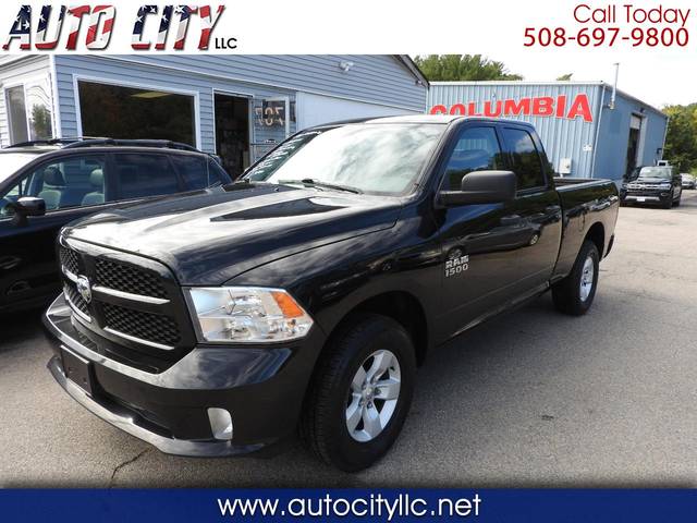 2017 Ram 1500 Express 4WD photo