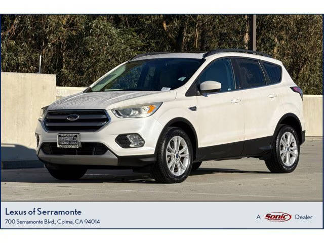 2017 Ford Escape SE FWD photo