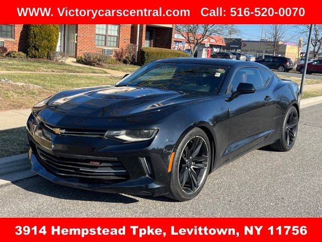 2018 Chevrolet Camaro 1LT RWD photo