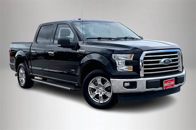 2017 Ford F-150 XLT RWD photo