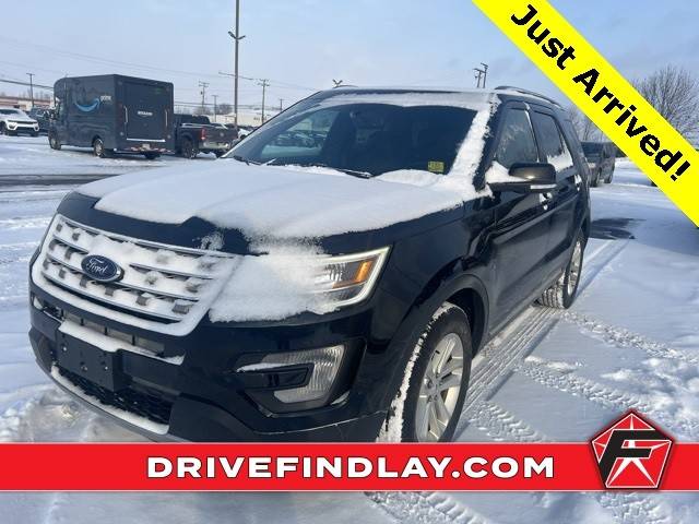 2017 Ford Explorer XLT FWD photo