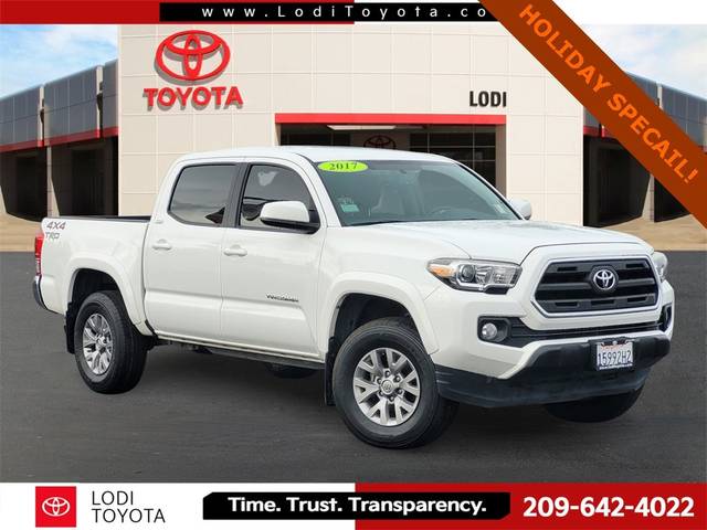 2017 Toyota Tacoma SR5 4WD photo